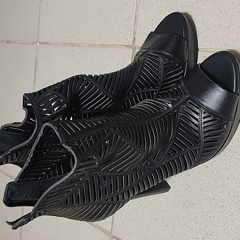 Bcb generation heels